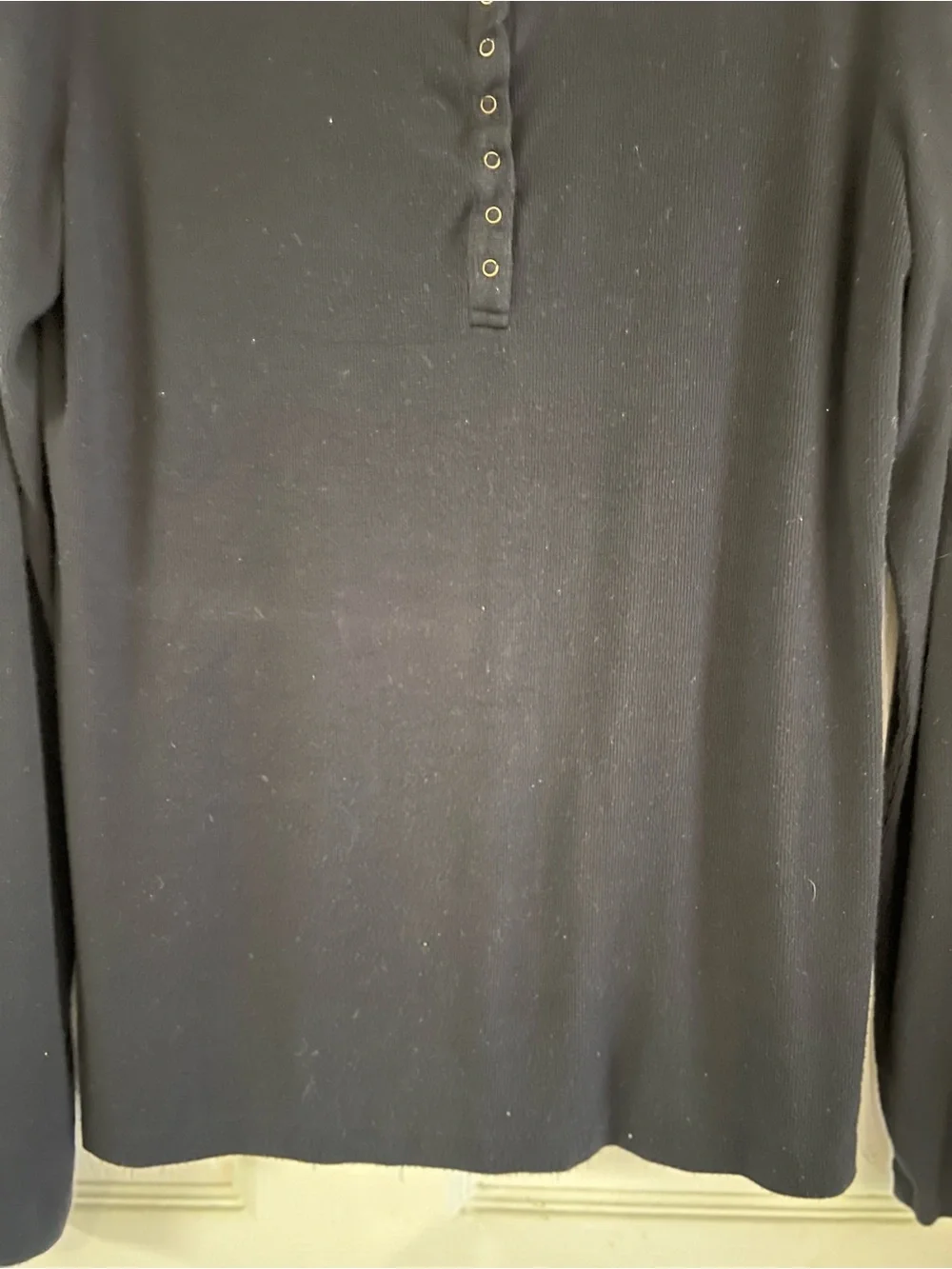 Sundance black Long Sleeve Henley Tee Size Large Soft Cotton Knit. Size Large.